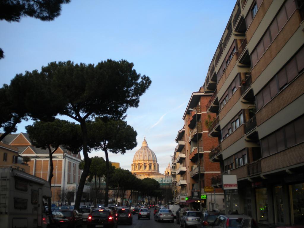 Vacanze A Roma Gregorio VII Acomodação com café da manhã Exterior foto